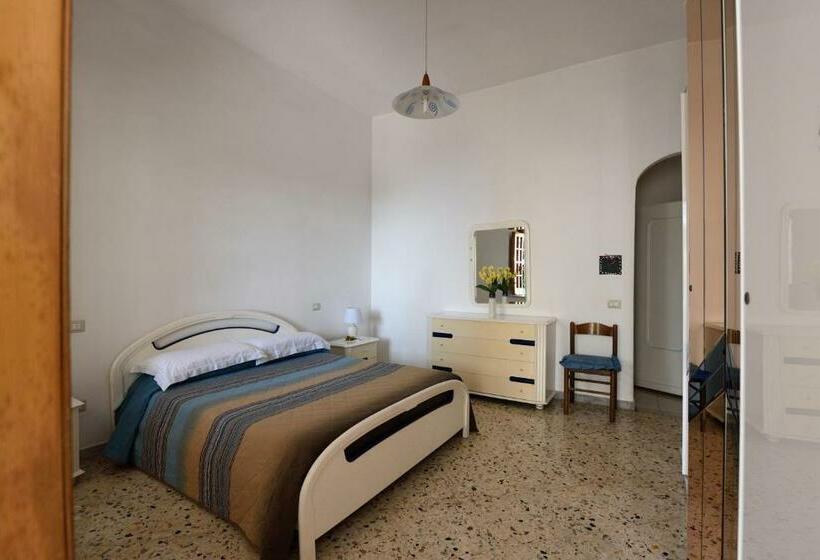Номер Стандарт, B&b Iris