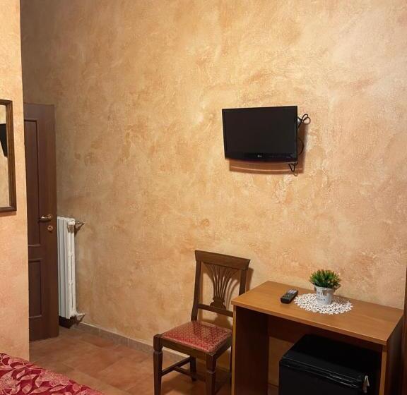 اتاق اکونومی, Albergo Pensione Paola