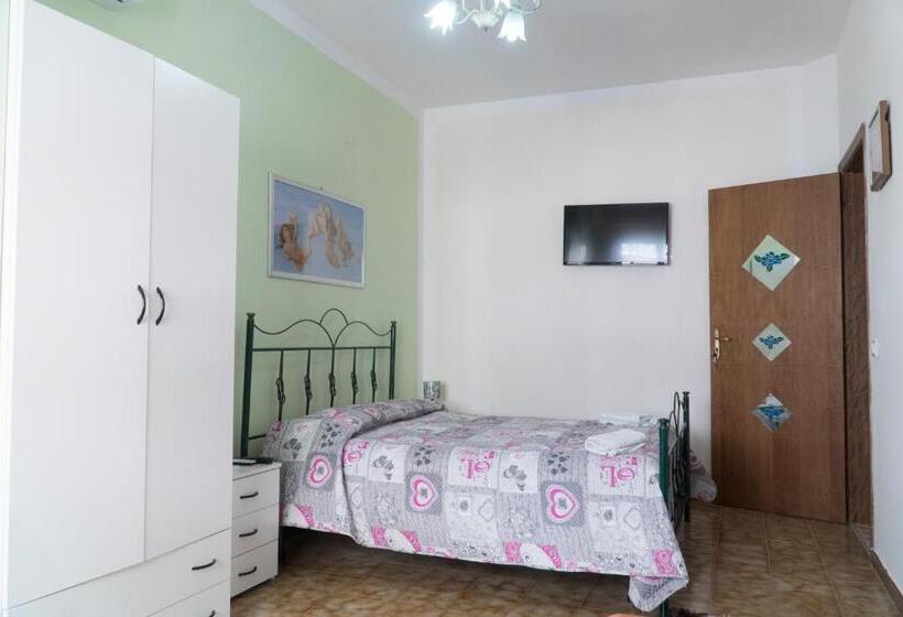 Номер Стандарт, Le Gardenie B&b
