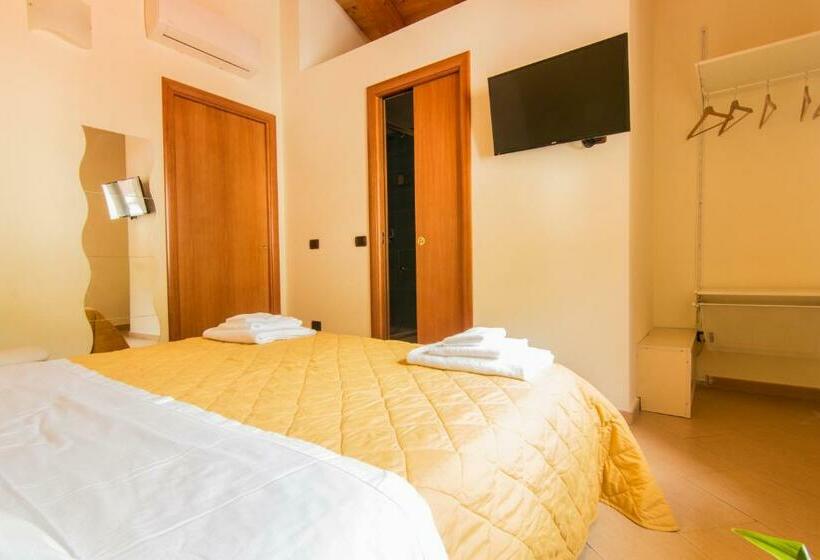 Quarto Estandar, B&b Sotto Un Tetto