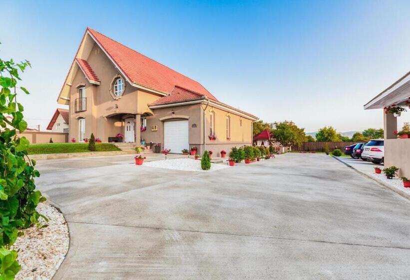 Вилла 1 Спальня, Casa Iulia