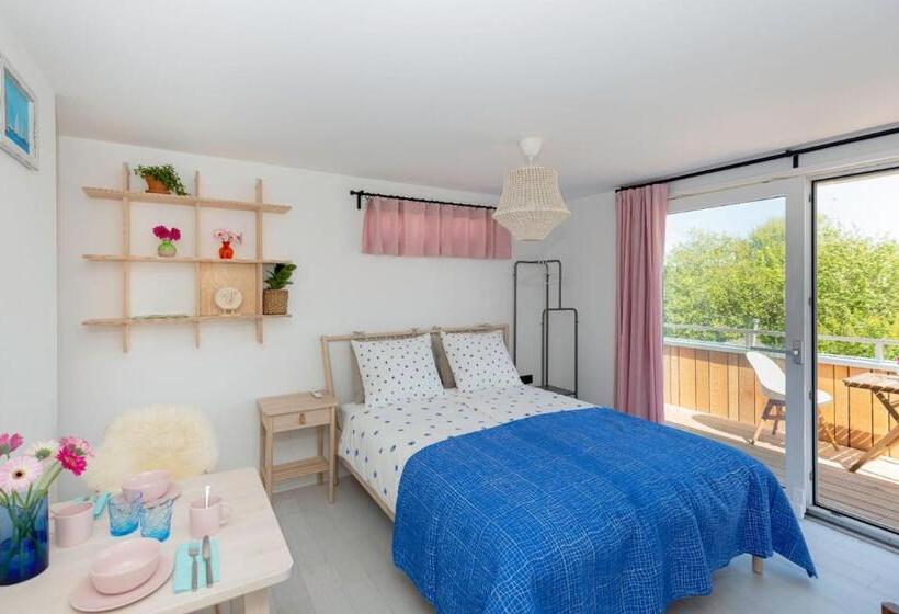 اتاق لوکس با بالکن, B&b Duinblick