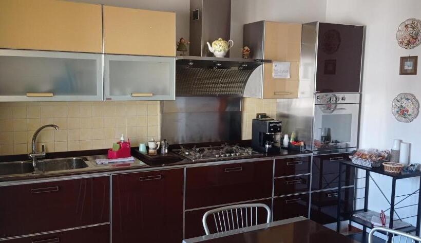 Номер Deluxe, Giangurgolo B&b