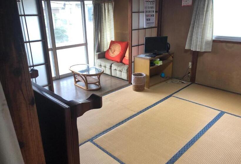 家庭间, 竜ケ崎駅そばの森田屋旅館