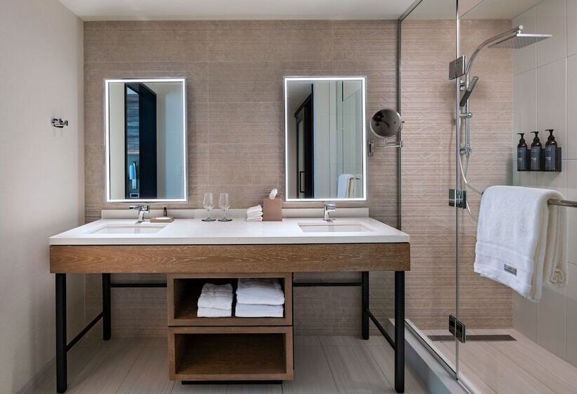 Номер Deluxe, The Westin Dallas Southlake