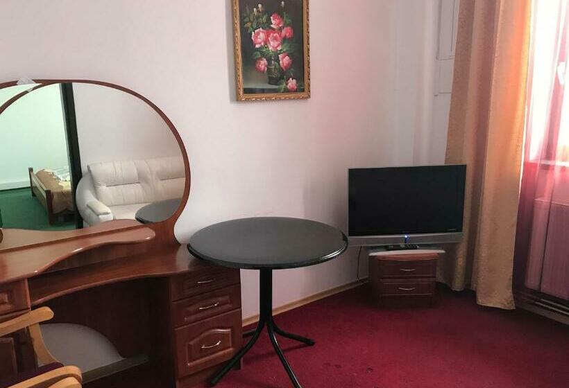 Suíte, коломия готель