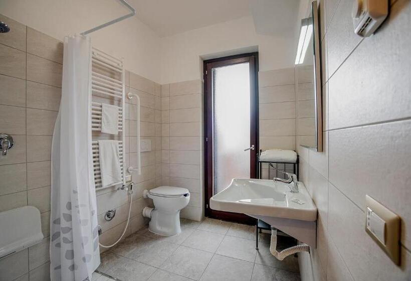 Номер Стандарт Адаптированный для Инвалидов, Sigis Hotel Fiumicino