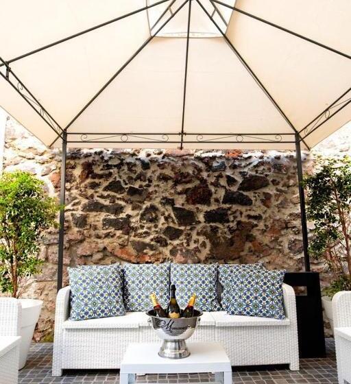 اتاق استاندارد با چشم‌انداز باغ, Catania Rooms