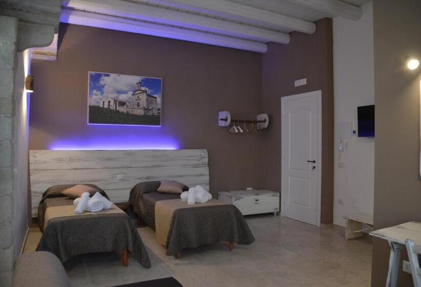 اتاق استاندارد چهار تخته, Torre Pendio B&b