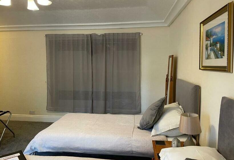 Номер Стандарт Вид на Сад, Bron Menai Guest House