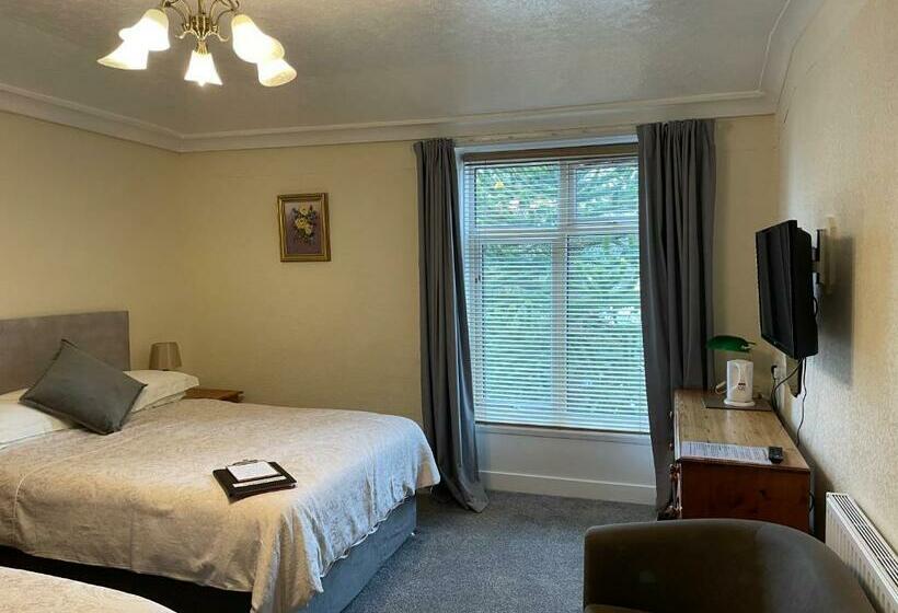 Quarto standart vista jardim, Bron Menai Guest House