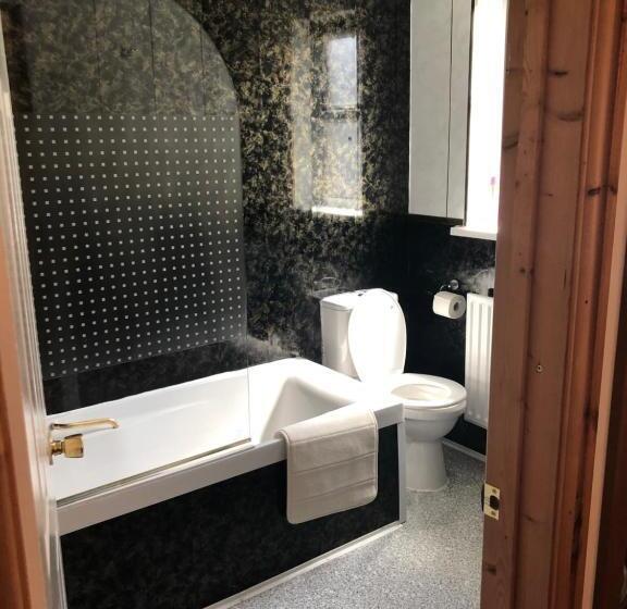 Номер Стандарт, Bron Menai Guest House