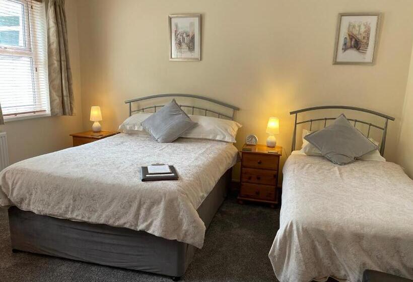 Quarto standard, Bron Menai Guest House
