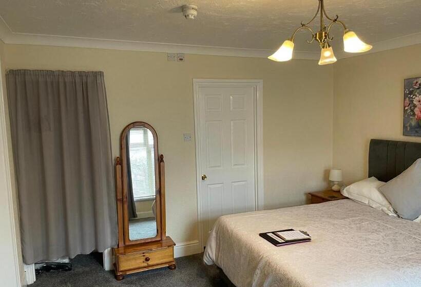 Quarto standart vista jardim, Bron Menai Guest House