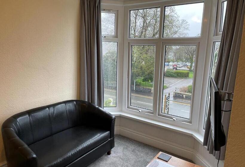 Quarto standart vista jardim, Bron Menai Guest House
