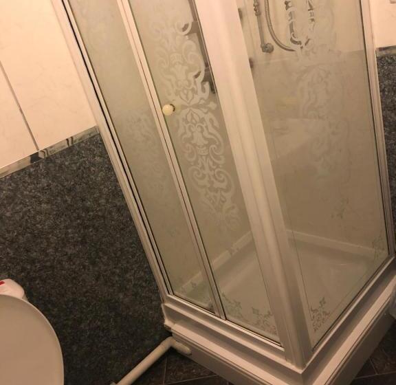 Quarto standard, Bron Menai Guest House