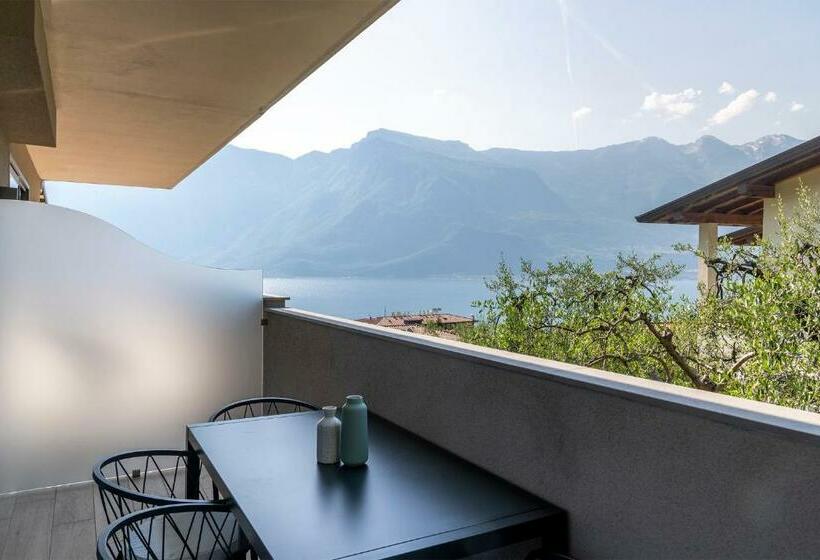 استودیوی لوکس, Evo Suites Apartments
