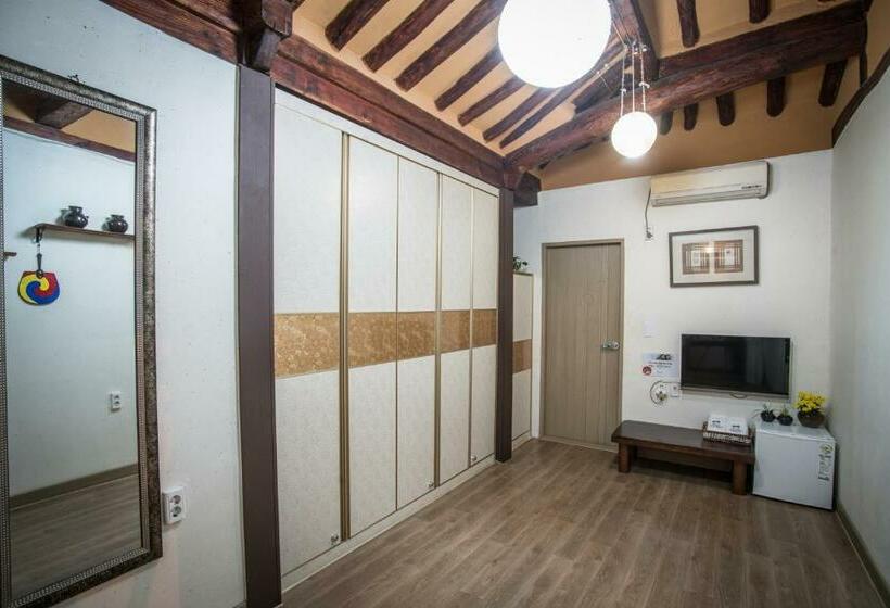 4인용 스탠다드 룸, Hanok Story Guesthouse