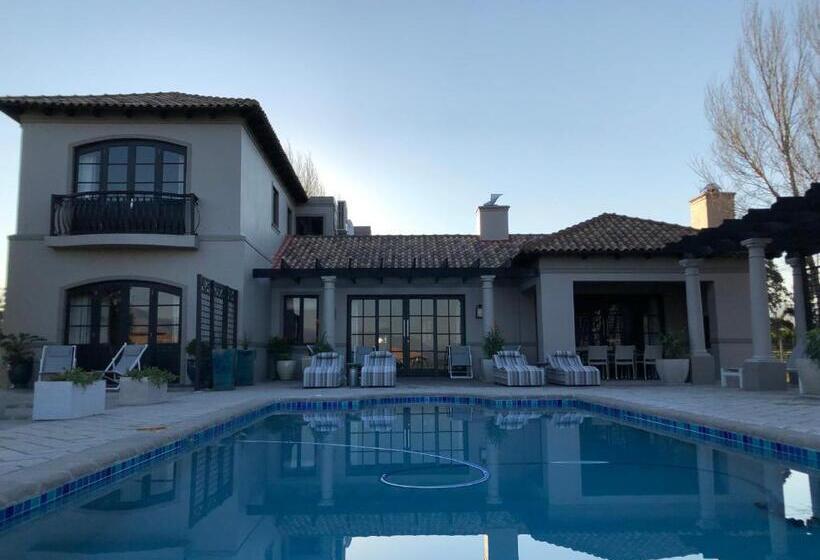 Вилла с 1 спальней и бассейном, Santé Wellness Retreat & Spa