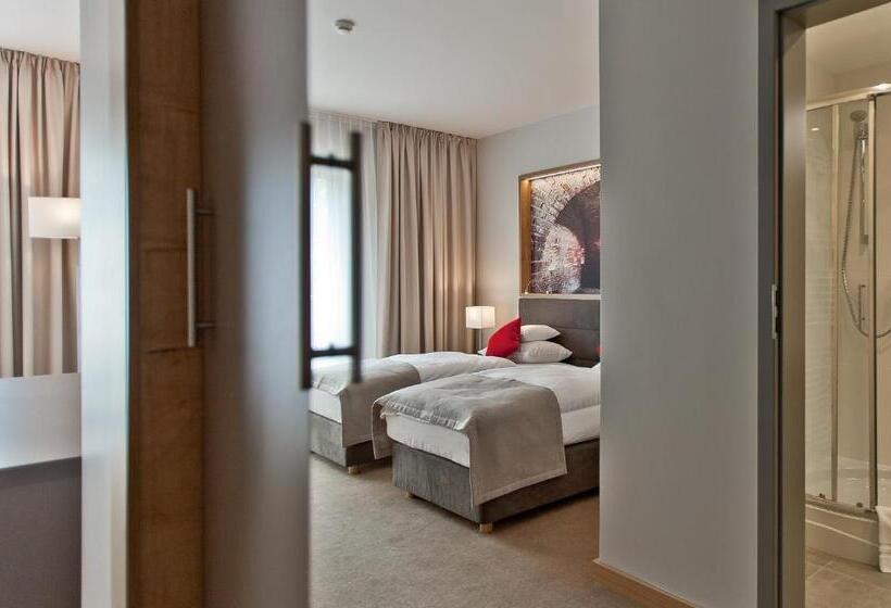 Quarto Comfort, Forza