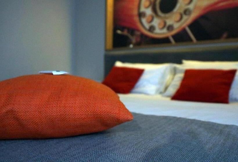 Quarto Comfort, Forza