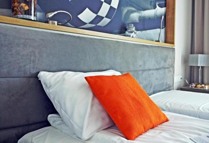 Quarto Comfort, Forza