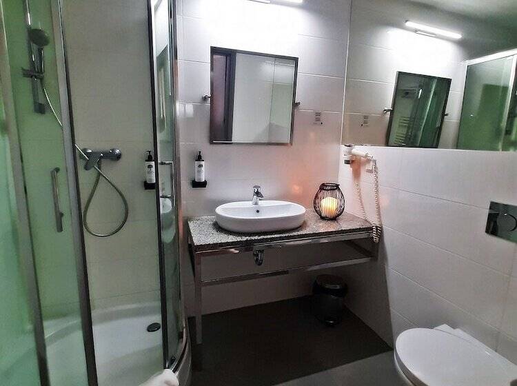 Quarto Comfort, Forza