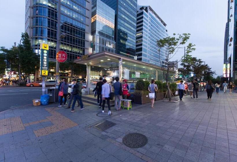 4인용 스탠다드 룸, Sam Stay Hongdae