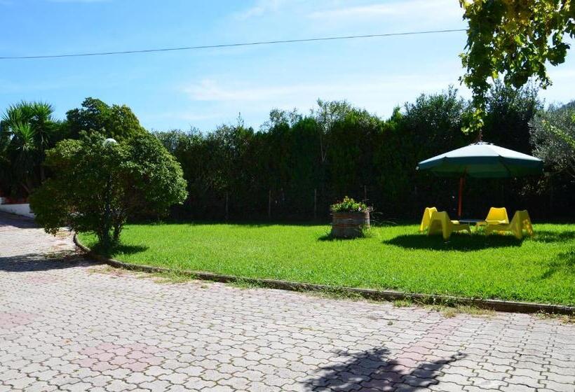 Номер Стандарт Трехместный, B&b Il Girasole