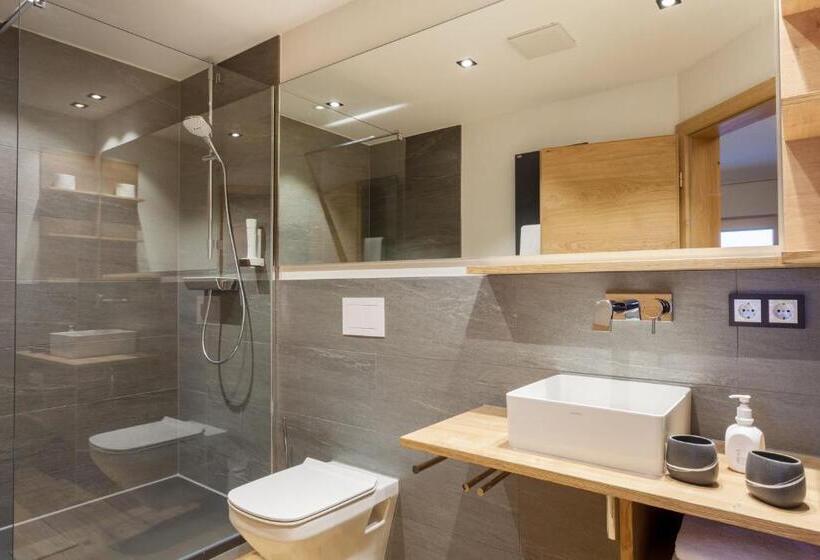 Номер Стандарт с Балконом, Panorama Allgäu Spa Resort