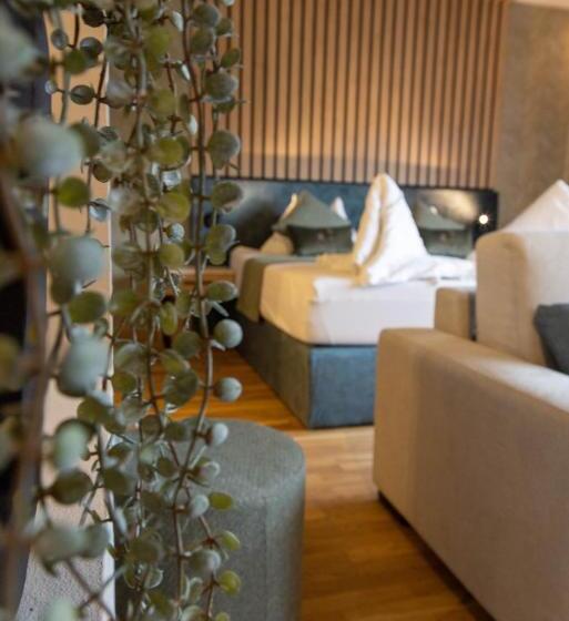 山の見えるジュニアスイート, Aldiana Club Salzkammergut Und Grimmingtherme