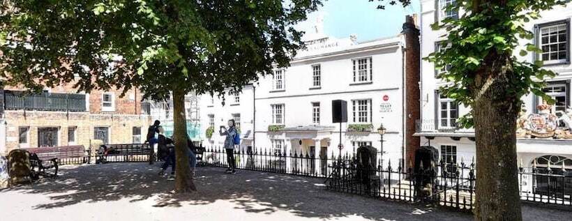 Номер Стандарт, The Tunbridge Wells