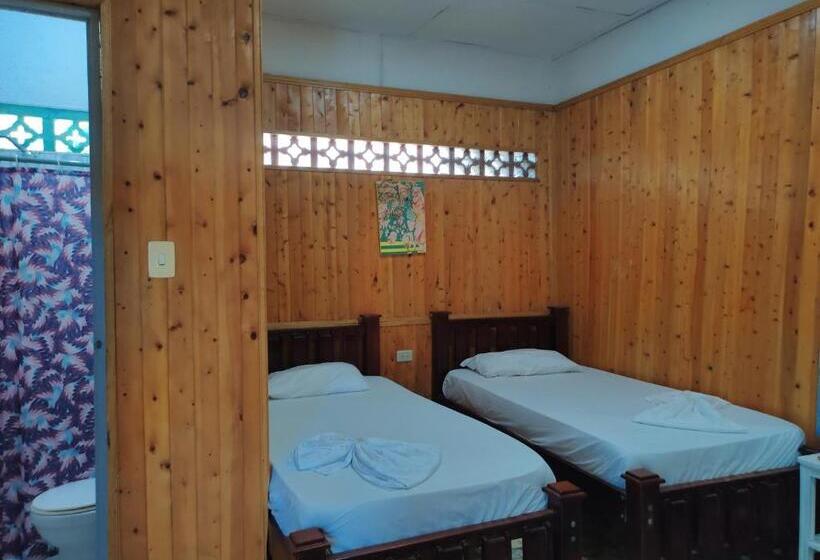Трехместный Номер Базовый, Casa Hostal Luna Llena