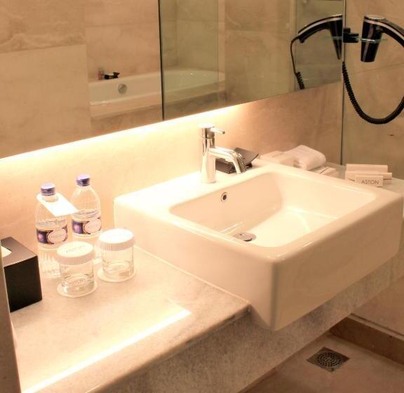 Люкс, Aston Pluit Hotel & Residence