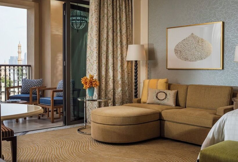 Номер Deluxe Вид на Город, Four Seasons Resort Dubai At Jumeirah Beach