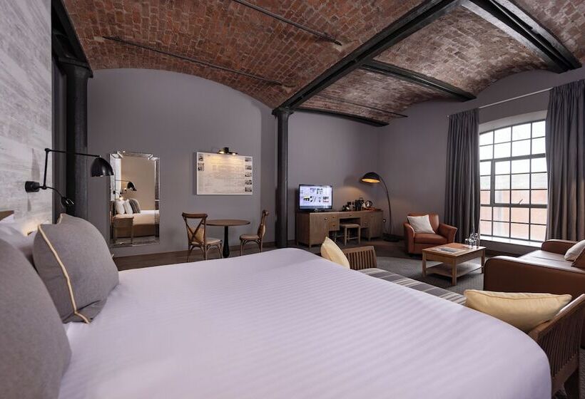 Superior Room, Titanic Hotel Liverpool