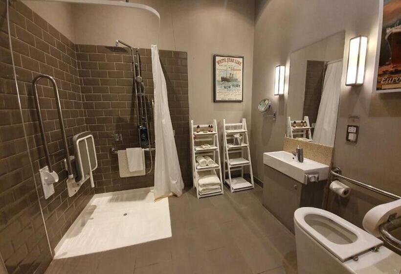 Superior Room Adapted for people with reduced mobility, Titanic Hotel Liverpool