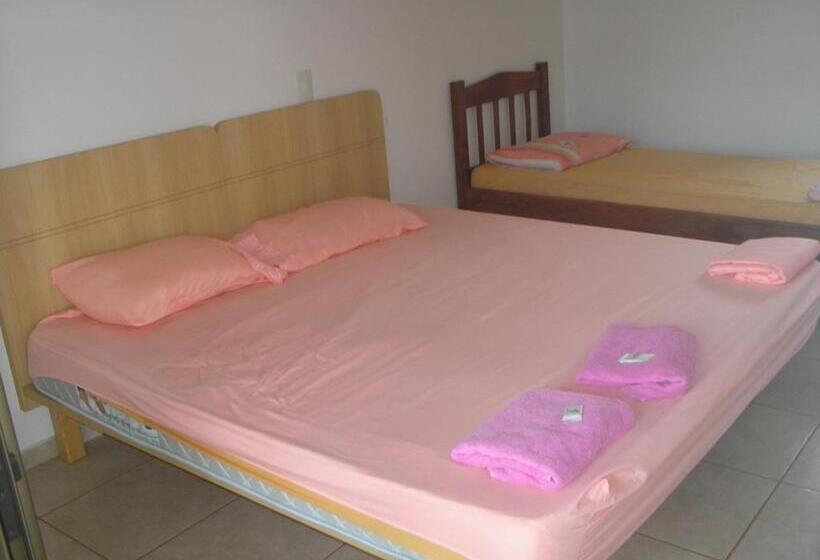 스탠다드 트리플 룸, Park Golf Hostel Ipelandia