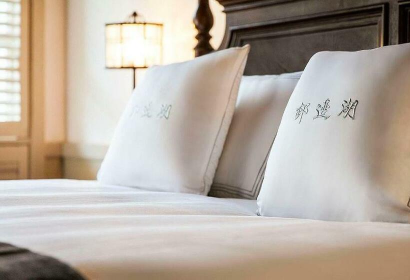 Люкс Дюплекс, Relais & Chateaux Chaptel Hangzhou