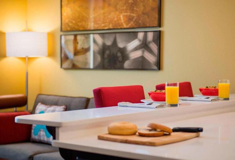 ２ベッドスイートルーム, Towneplace Suites By Marriott Red Deer