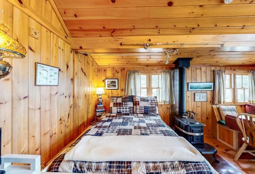 스탠다드 스튜디오, Wellhouse Cottage