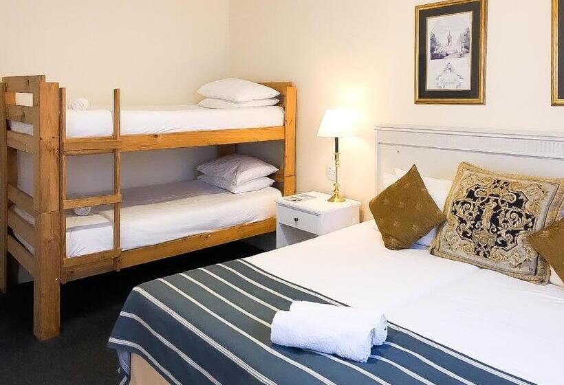 Семейный Номер, Altona Lodge
