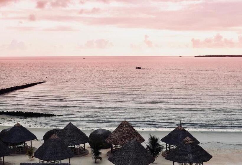 سوییت, Landmark Mbezi Beach Resort