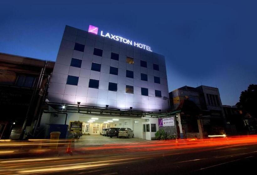 高级大房间, Laxston