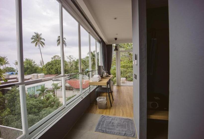 디럭스 룸 바다 전망, Sairee Hut Resort Koh Tao