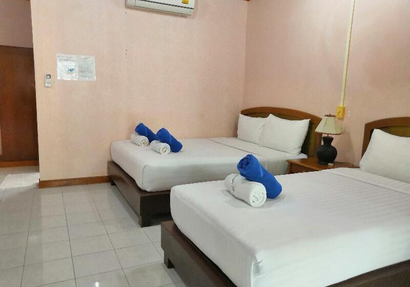 수피리어 트리플 룸, Sairee Hut Resort Koh Tao