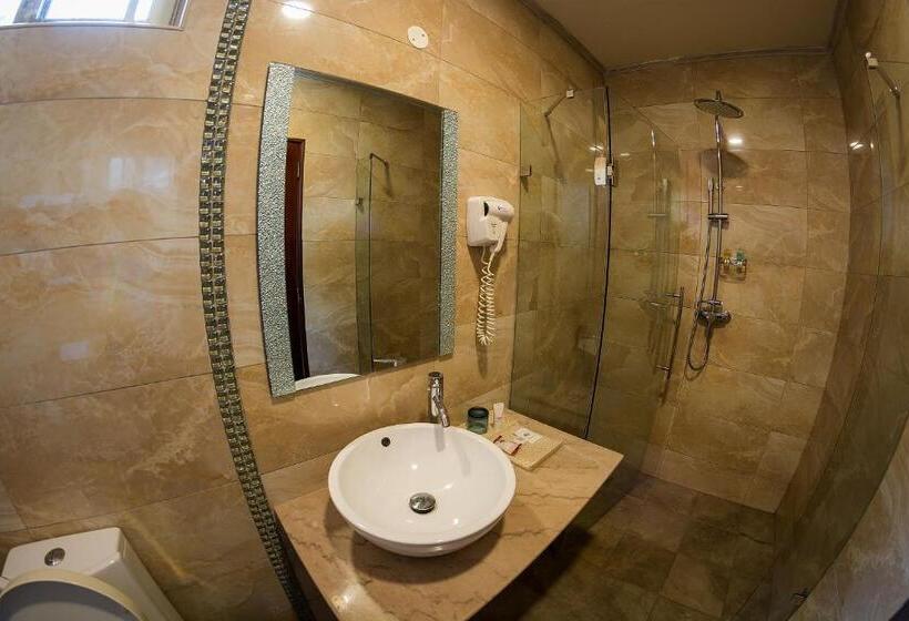 اتاق لوکس, Imperial Heights Hotel, Entebbe