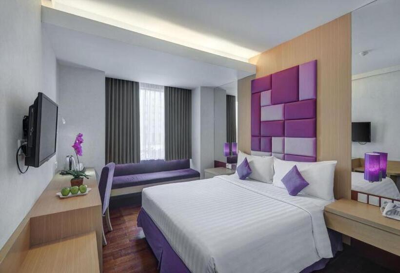 اتاق لوکس, Quest Hotel Darmo   Surabaya By Aston