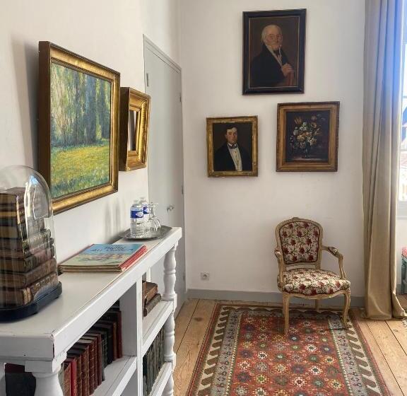 Номер Стандарт Вид на Сад, Maison Maleville
