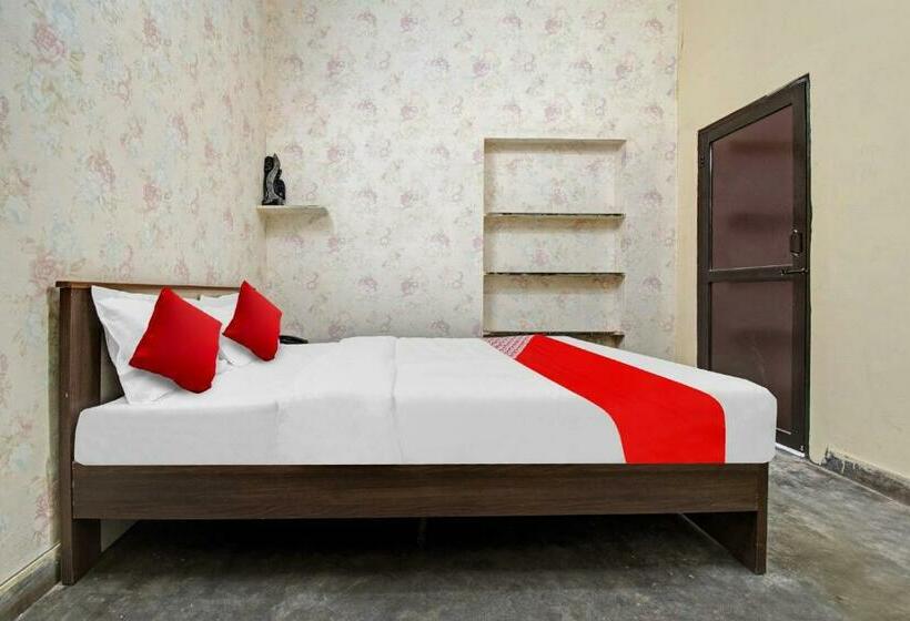 اتاق کلاسیک سه تخته, Flagship Hotel Raj Baag